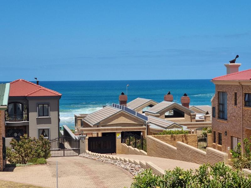 5 Bedroom Property for Sale in Outeniqua Strand Western Cape